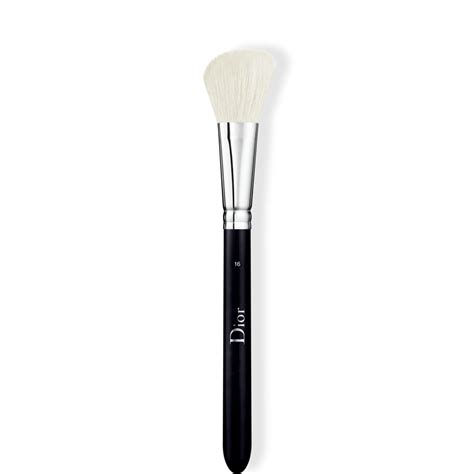 Dior Backstage Blush Brush No. 16 